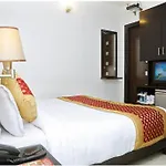 Hotel The R Blues Near New Delhi Airport